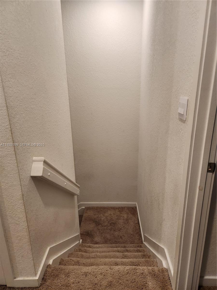 HAMILTON PLACE - Residential