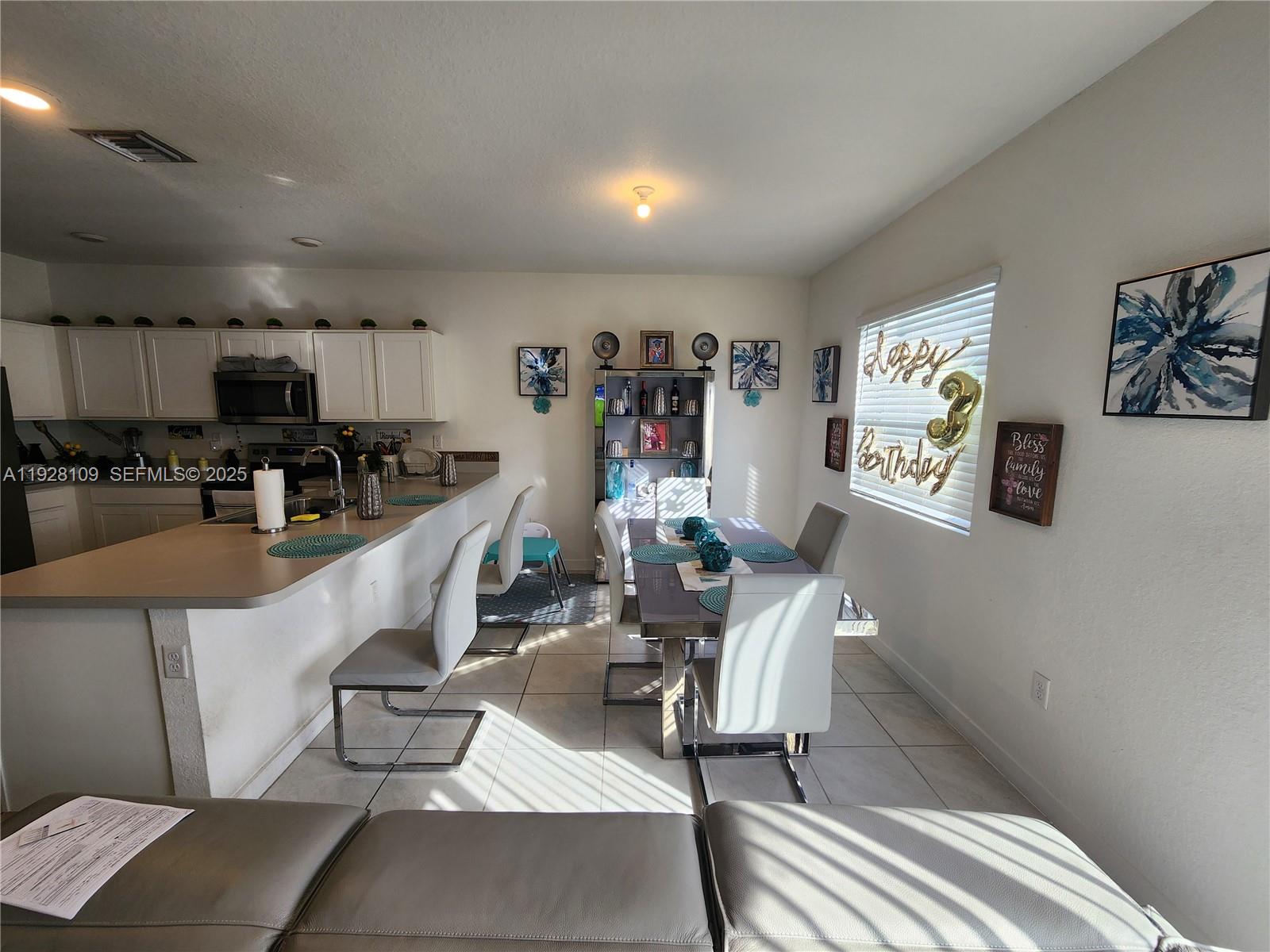 HAMILTON PLACE - Residential