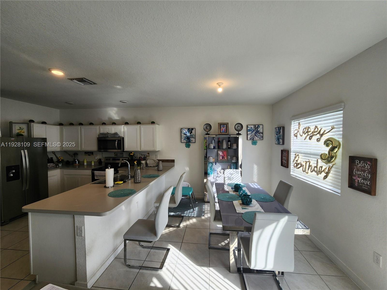 HAMILTON PLACE - Residential