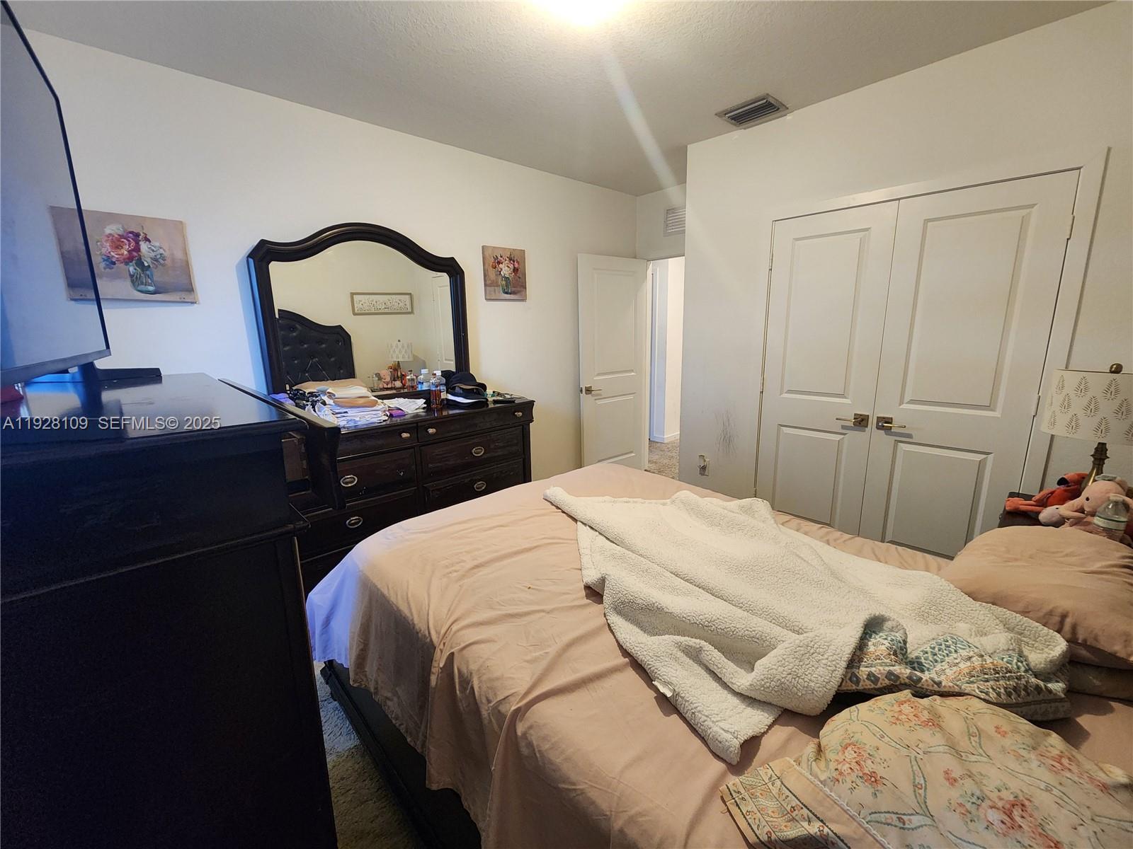 HAMILTON PLACE - Residential