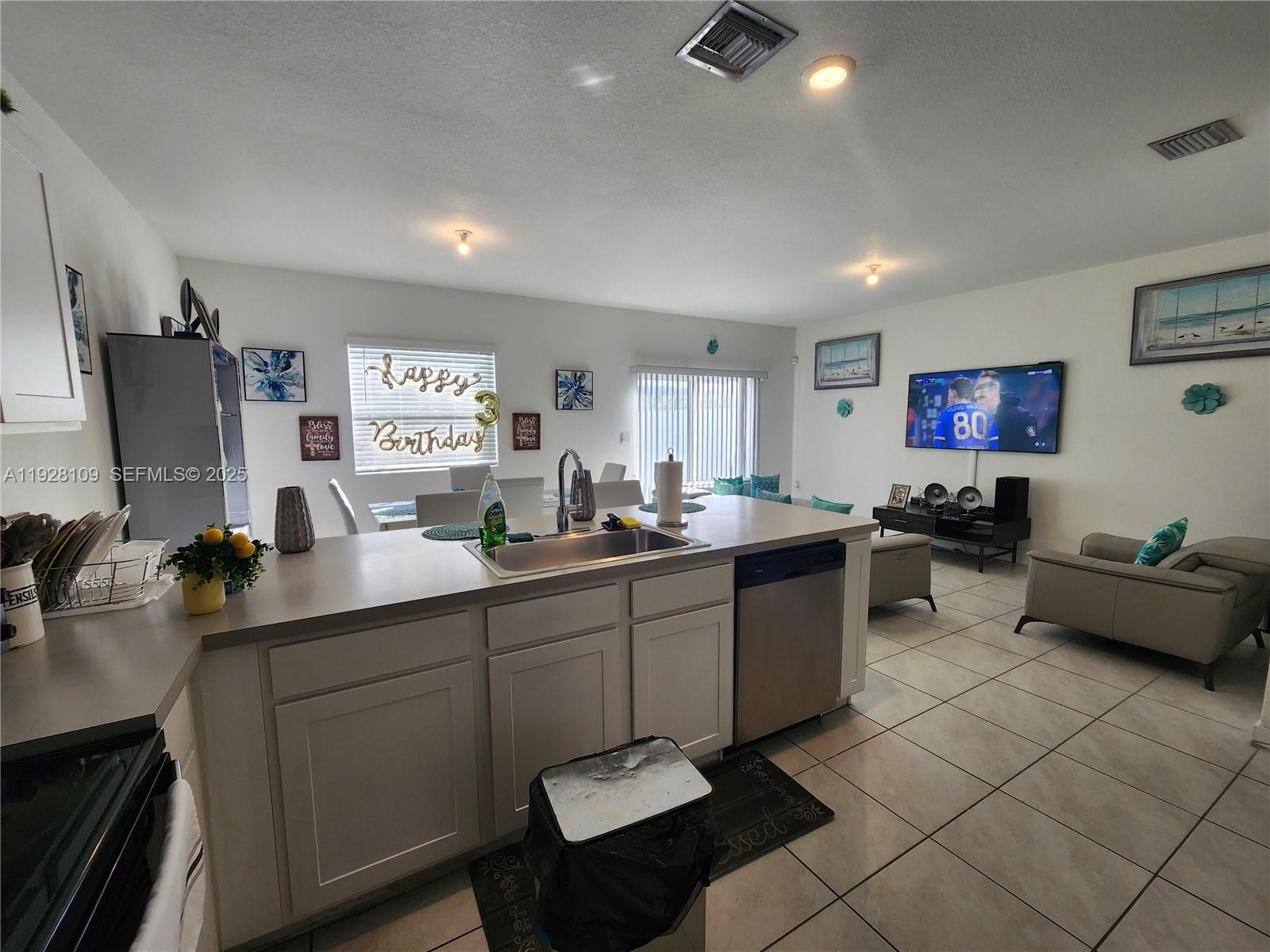 HAMILTON PLACE - Residential