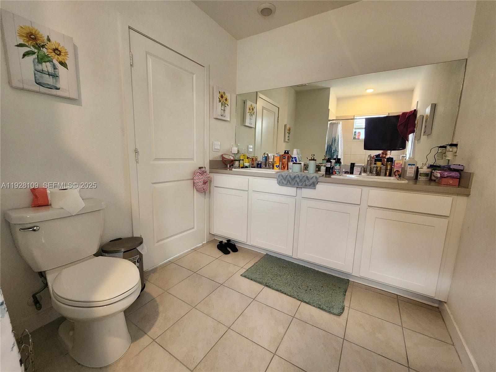 HAMILTON PLACE - Residential