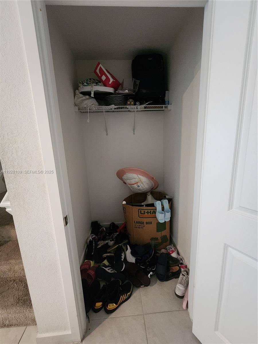 HAMILTON PLACE - Residential