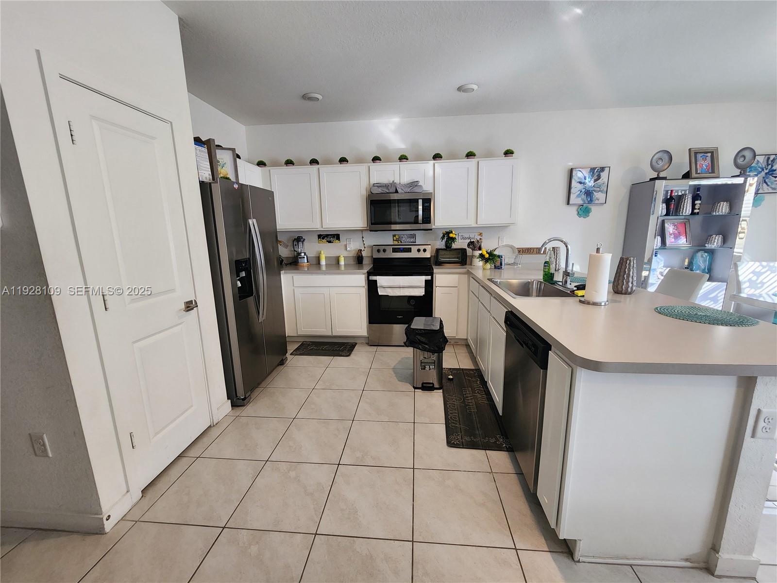 HAMILTON PLACE - Residential