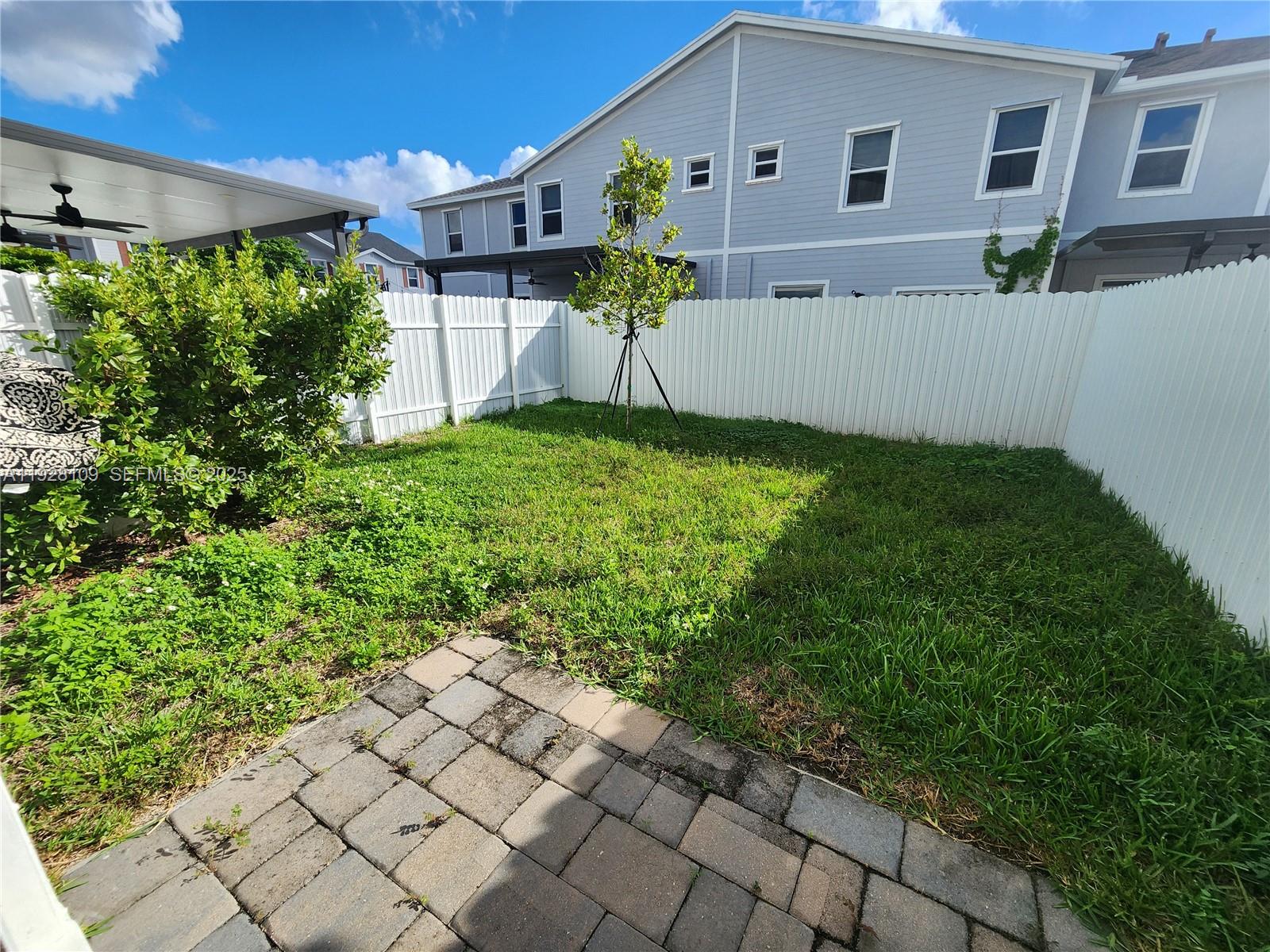 HAMILTON PLACE - Residential