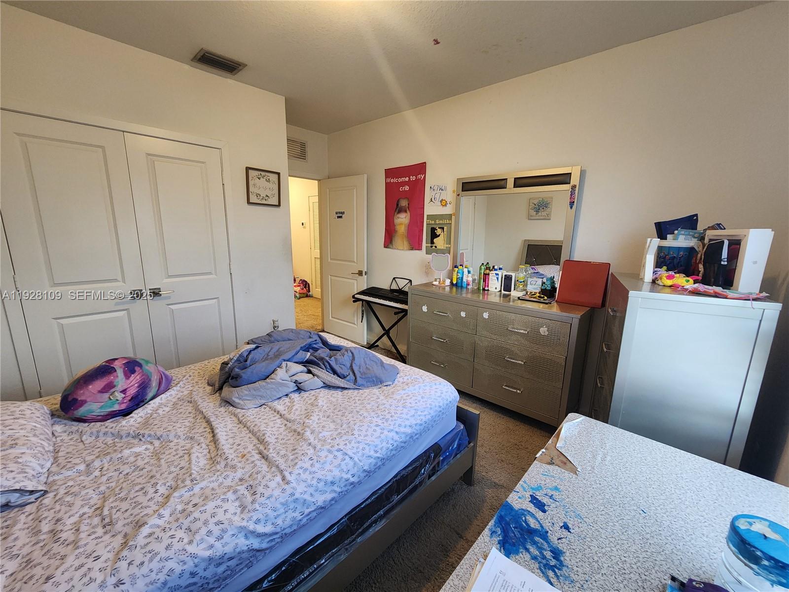 HAMILTON PLACE - Residential