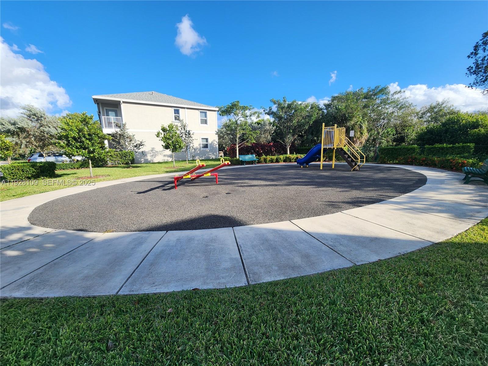 HAMILTON PLACE - Residential