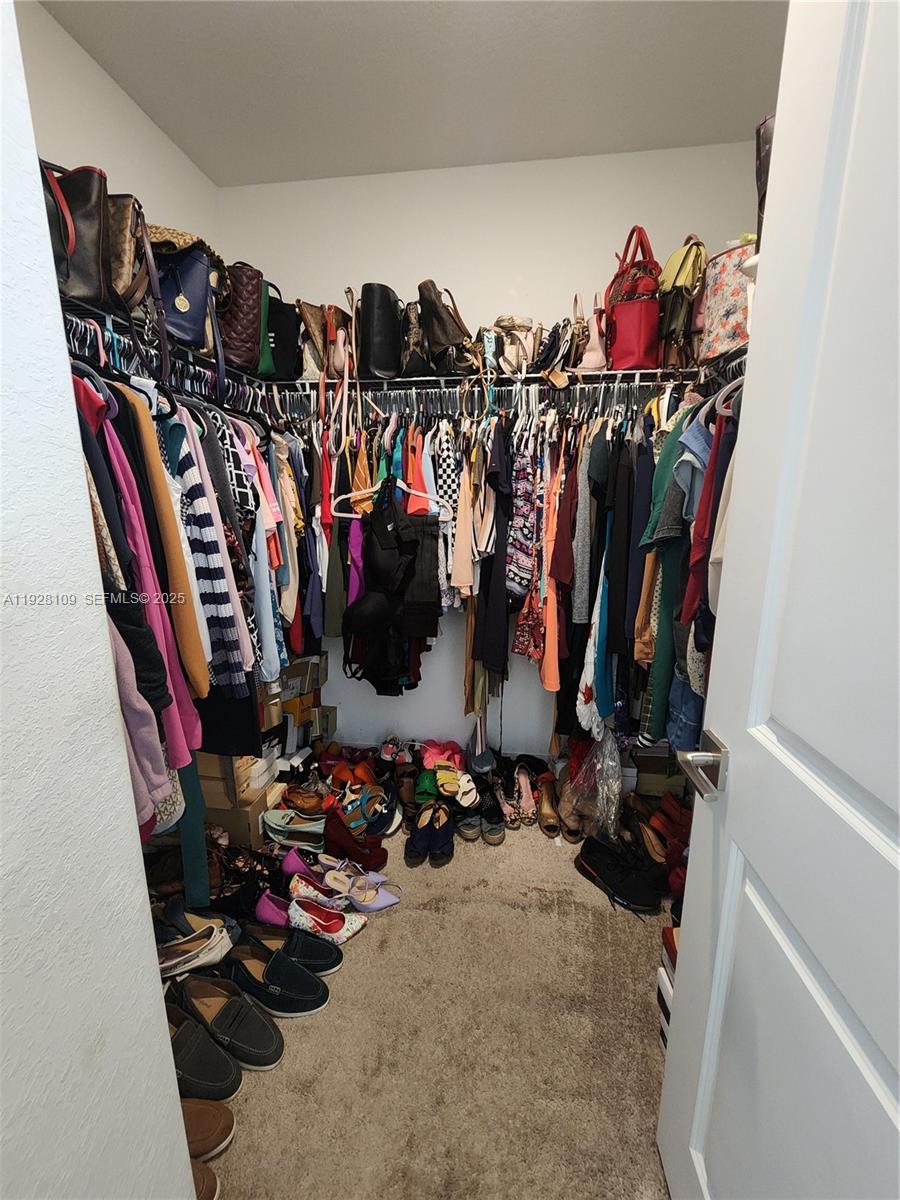 HAMILTON PLACE - Residential