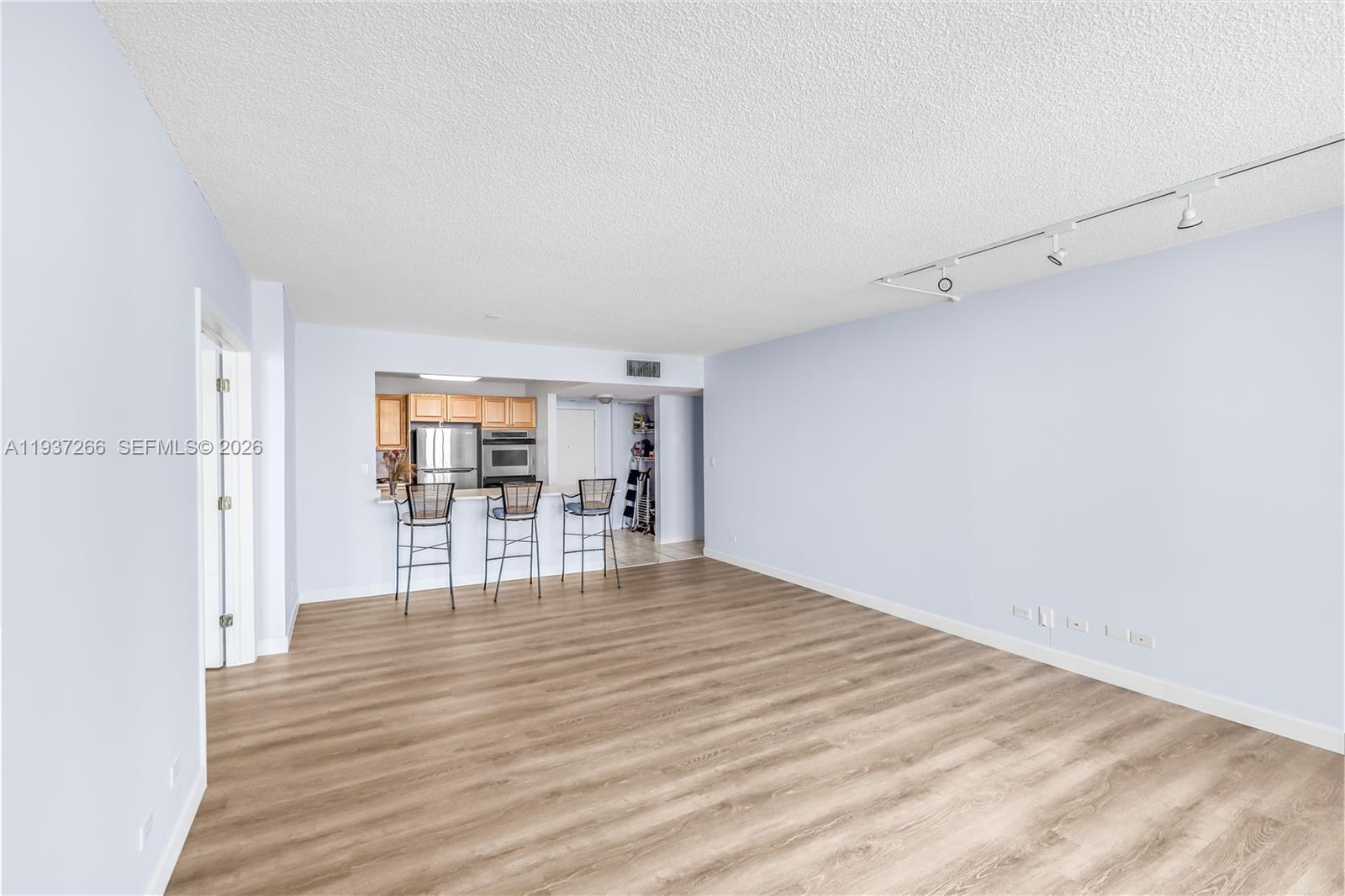 RONEY PALACE CONDO - Residential