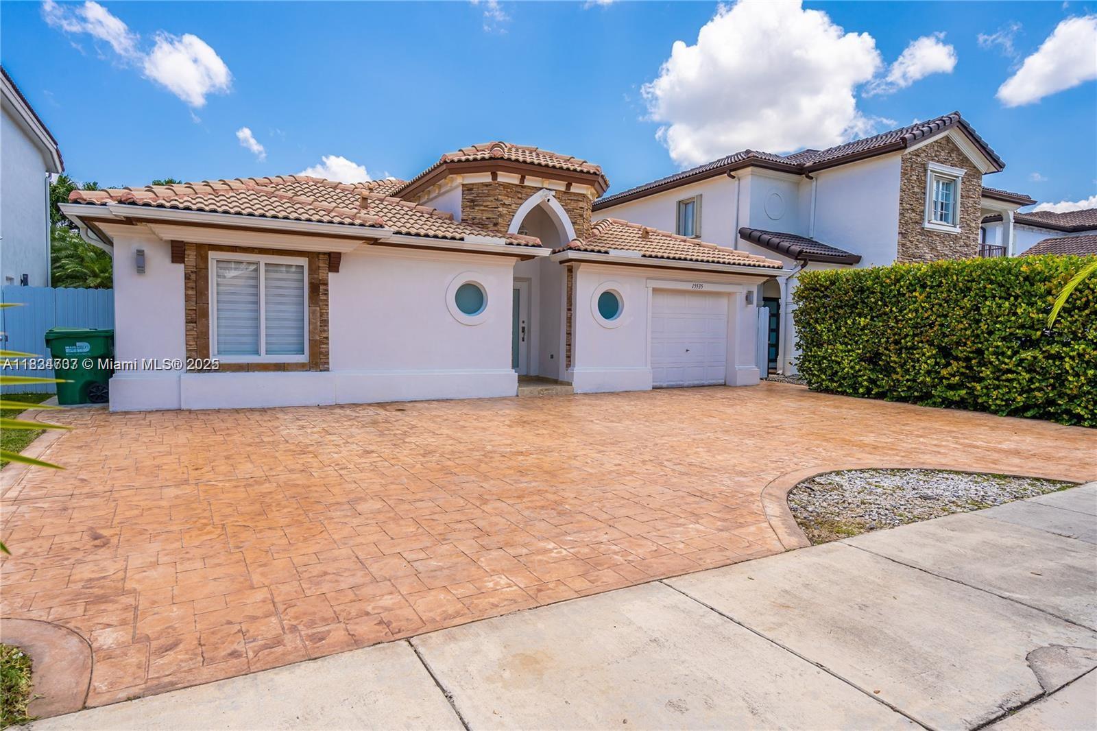 15535 SW 10th St 15535
