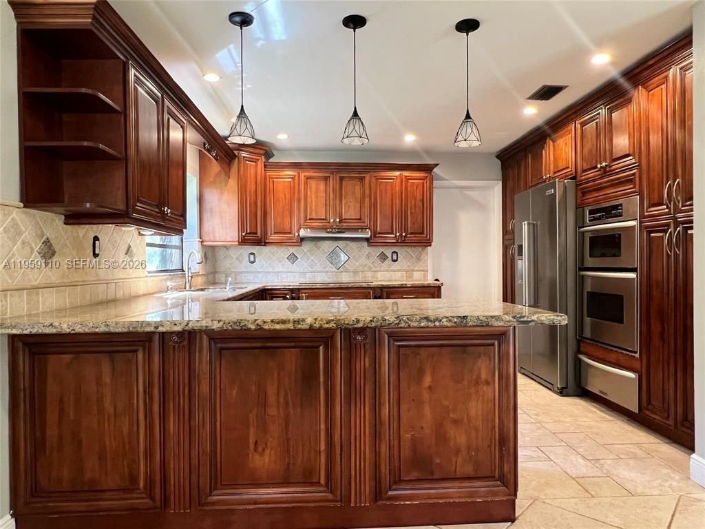 Photo of 15501 Dover Ct, Davie, FL 33331 (MLS # A11959110)