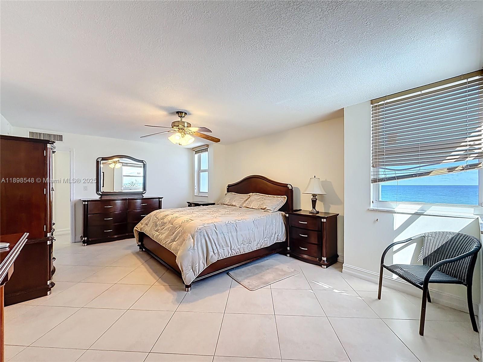 LA MER ESTATES EAST CONDO - Residential Lease