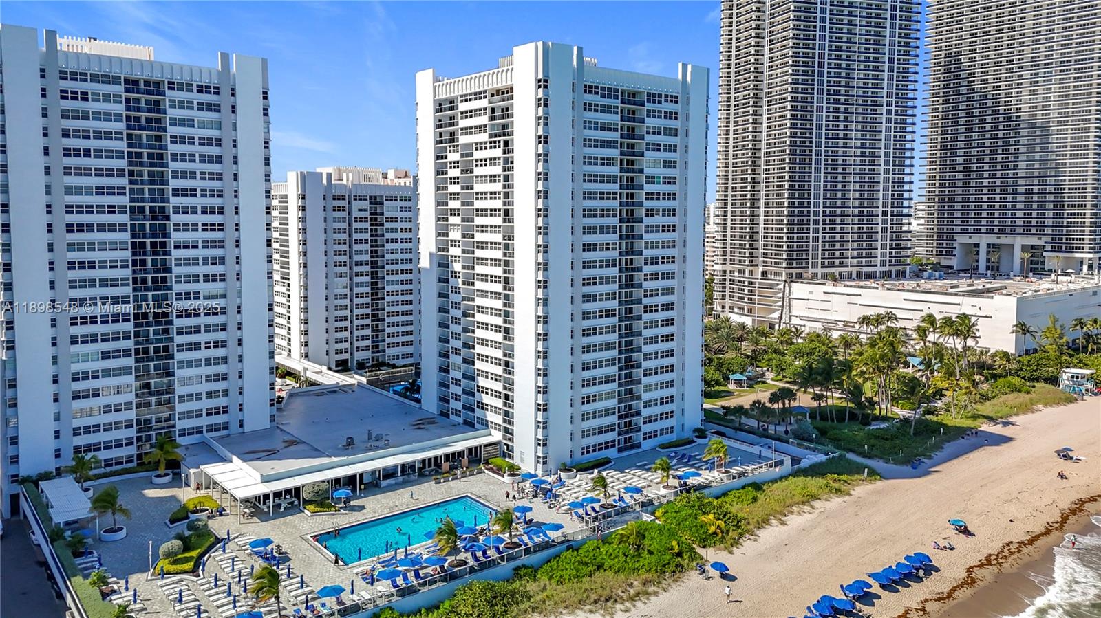 LA MER ESTATES EAST CONDO - Residential Lease