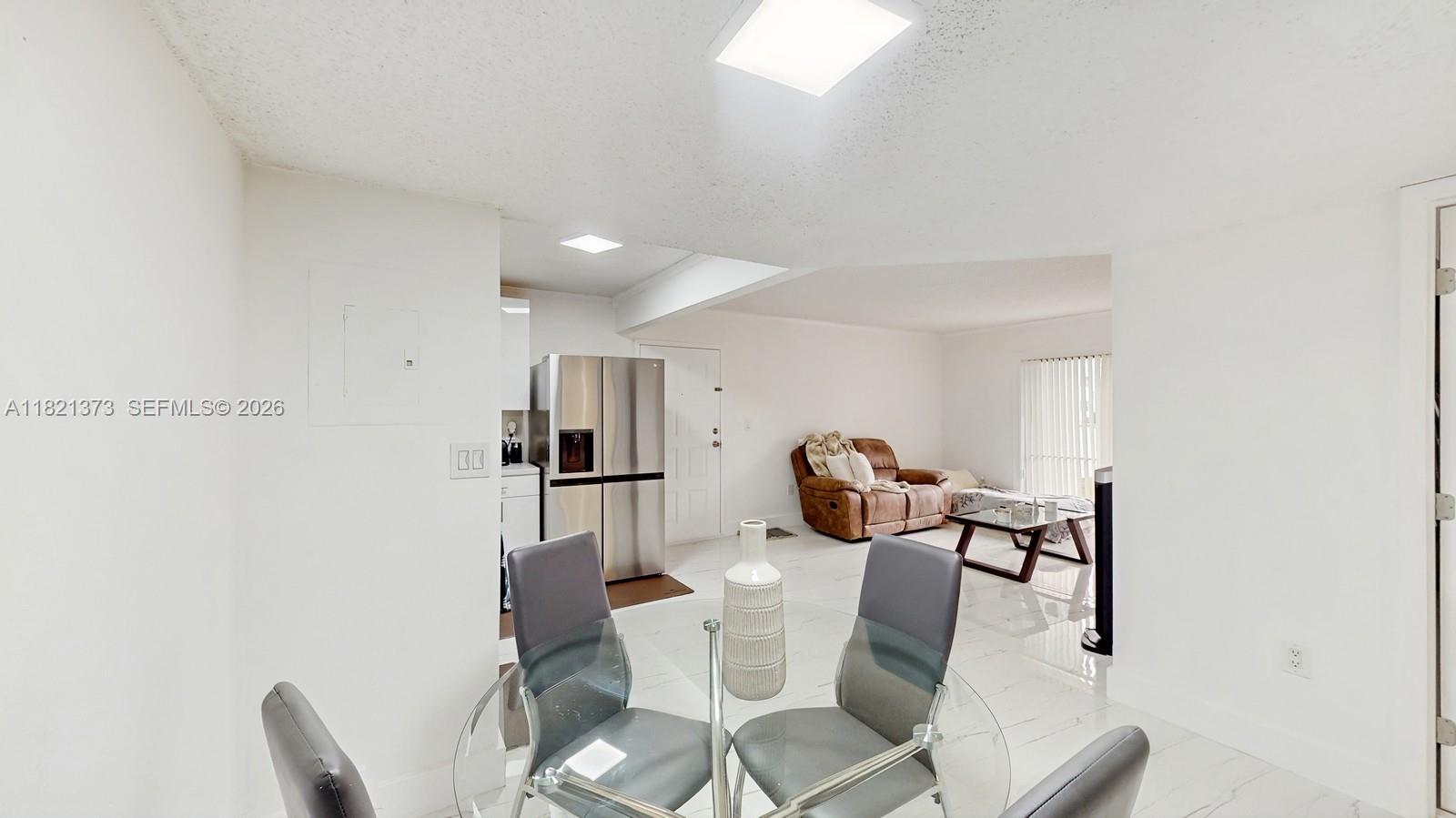 VILLA BELLINI CONDO - Residential