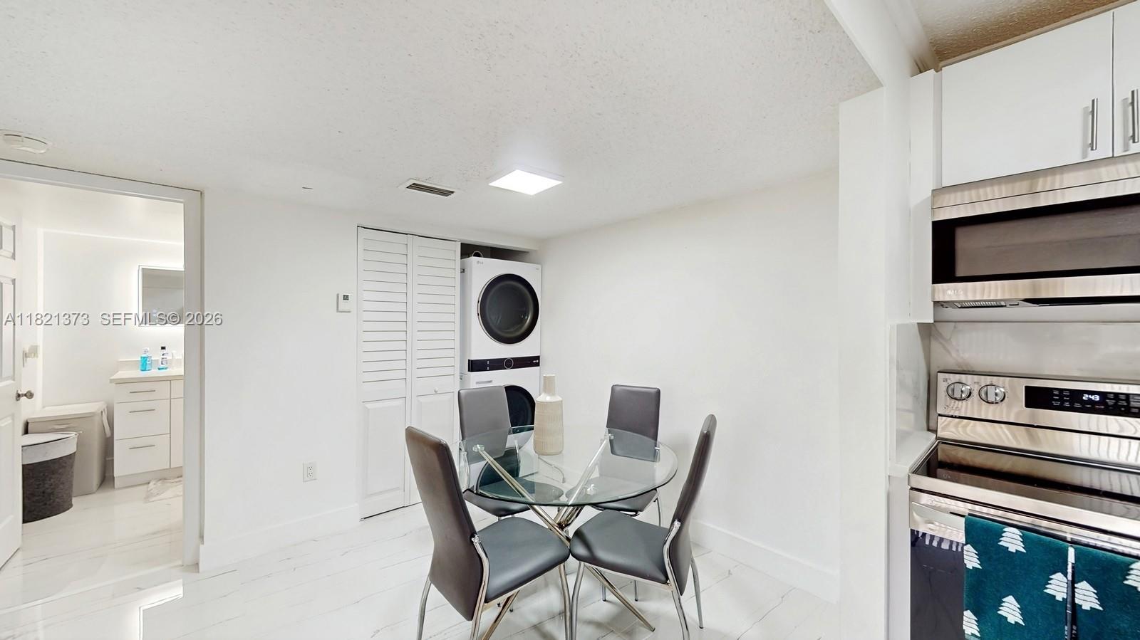 VILLA BELLINI CONDO - Residential