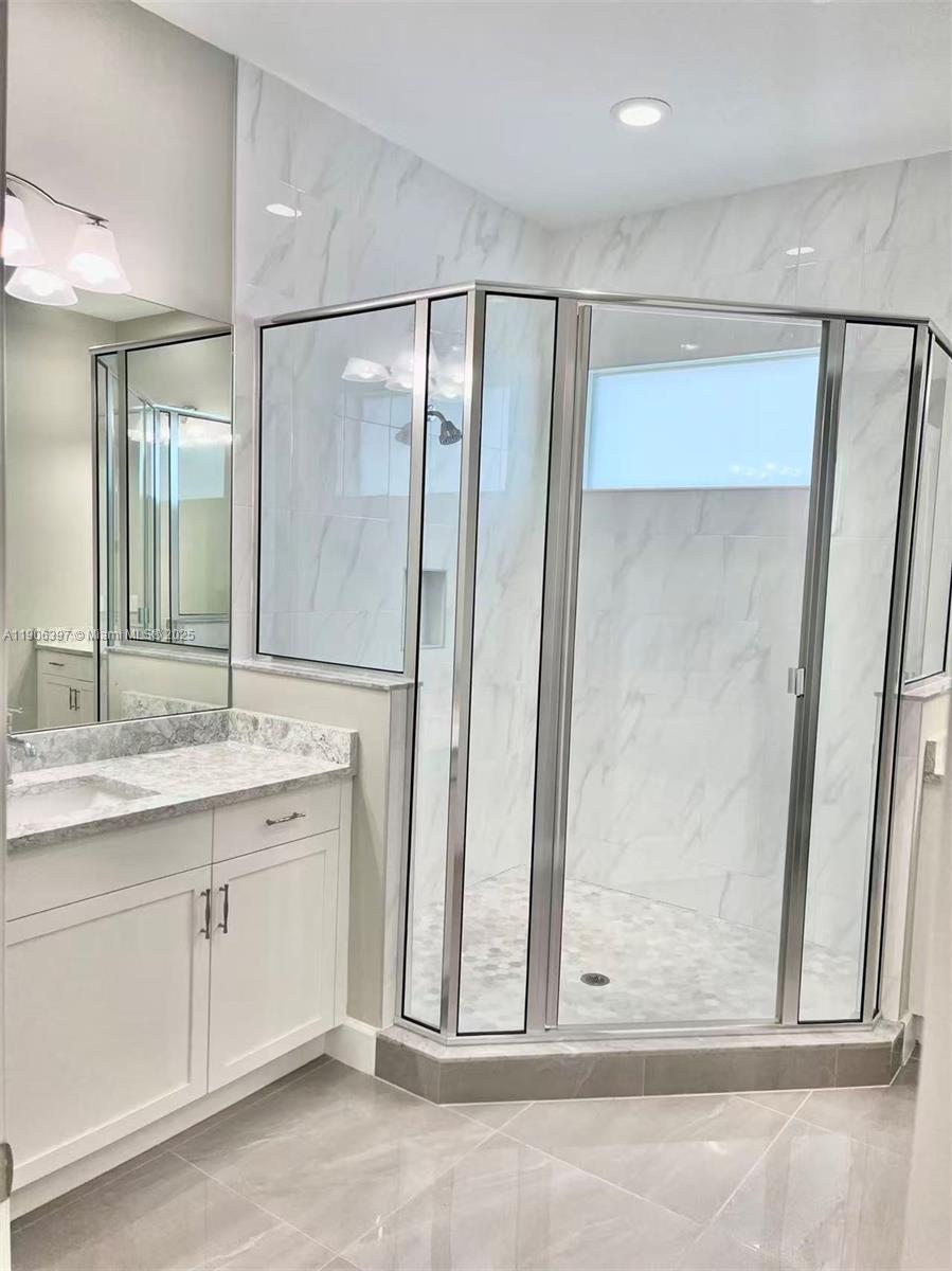 ORCHARDS OF WESTLAKE - Residential Lease