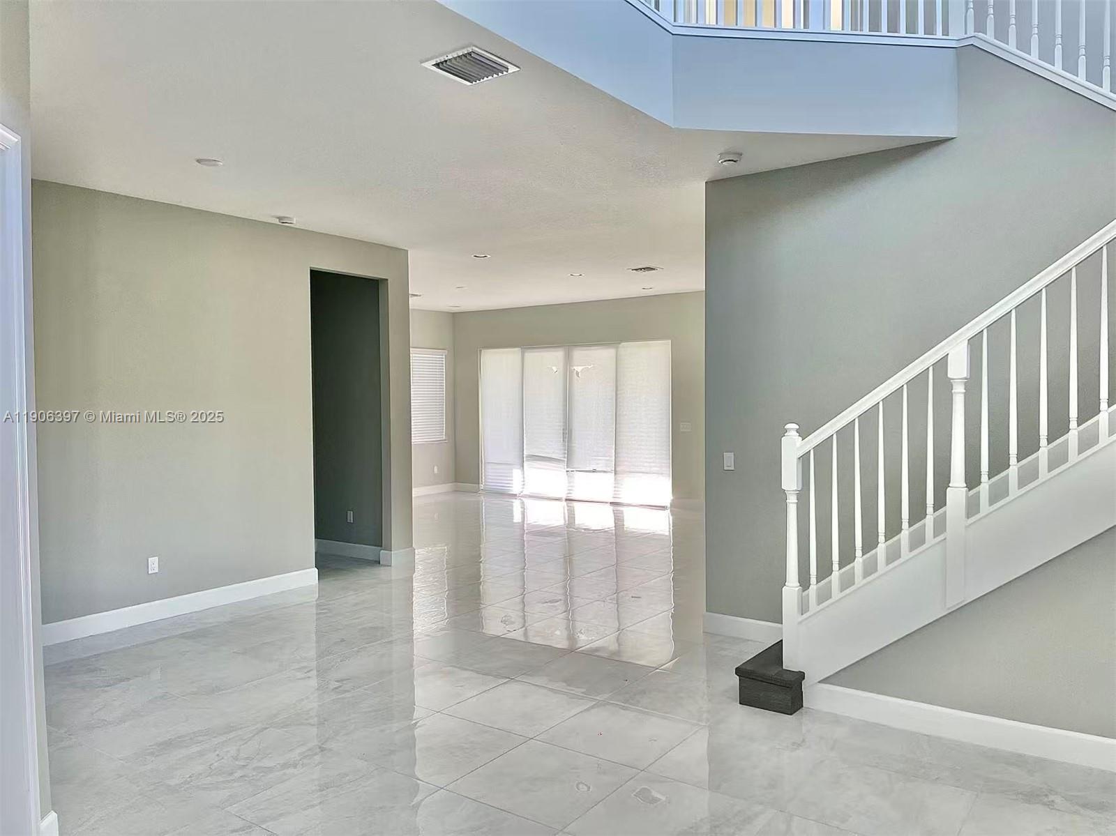 ORCHARDS OF WESTLAKE - Residential Lease