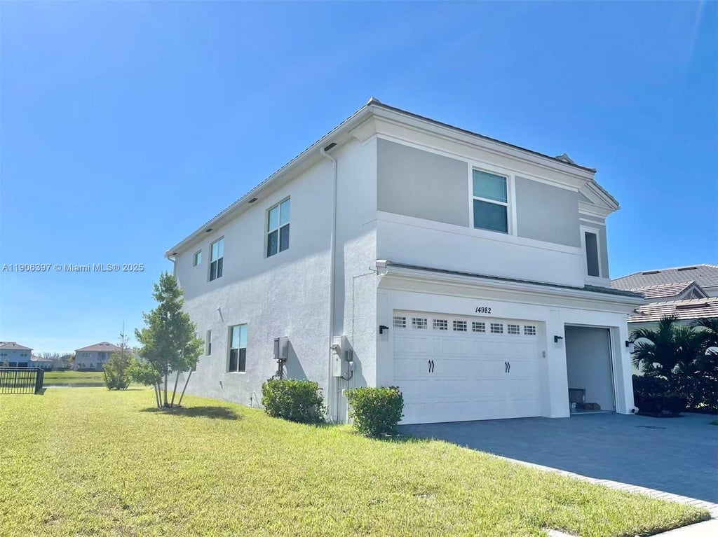 Photo of 14982 Redcove Pl, Westlake, FL 33470 (MLS # A11906397)