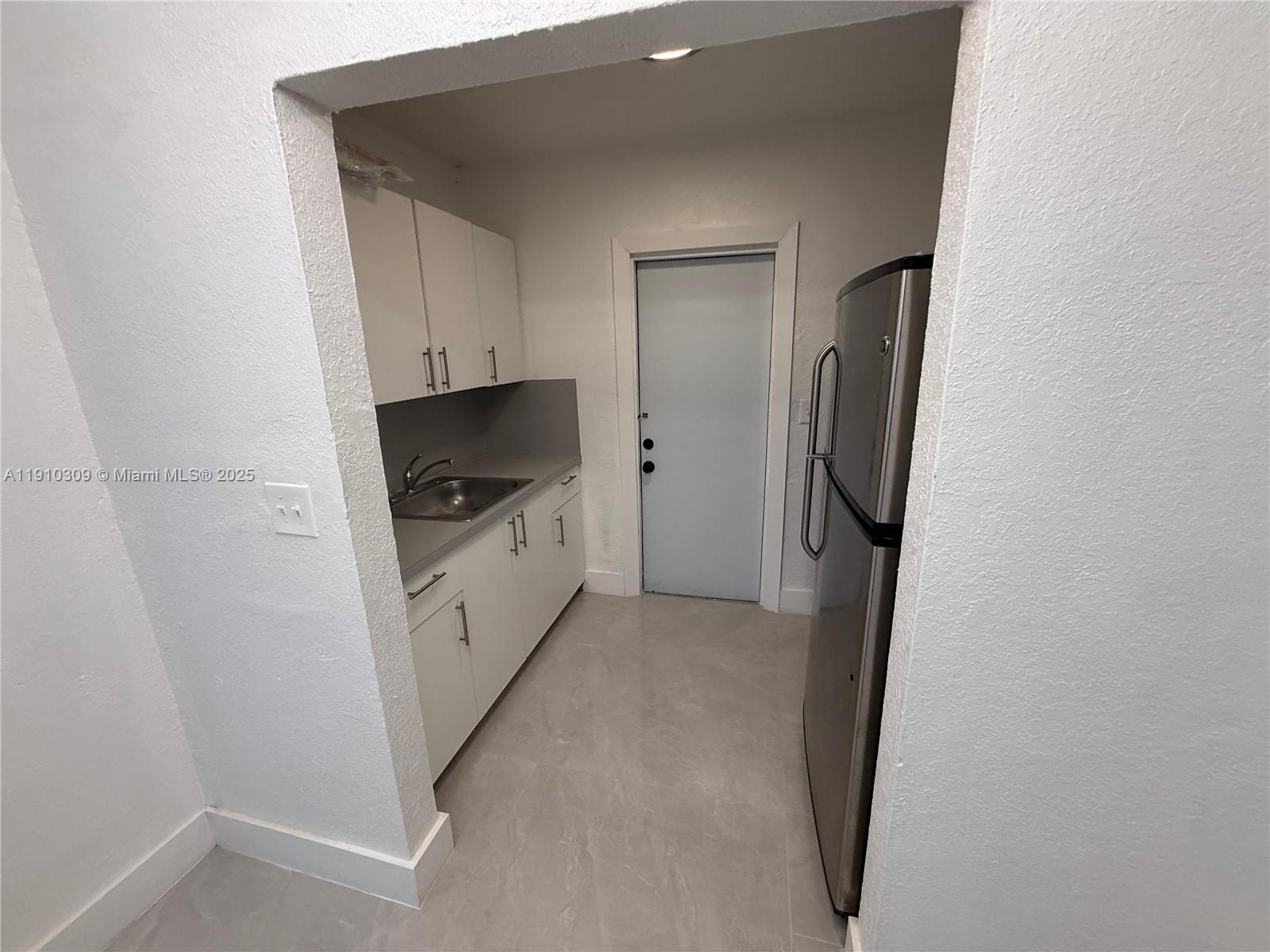 ORCHARD VILLA EXTENSION - Residential Lease