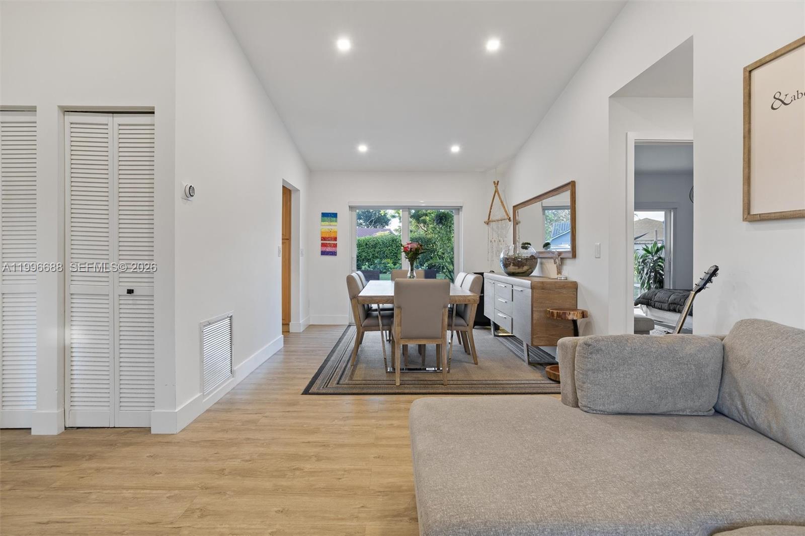 ORANGE TREE HOMES - Residential