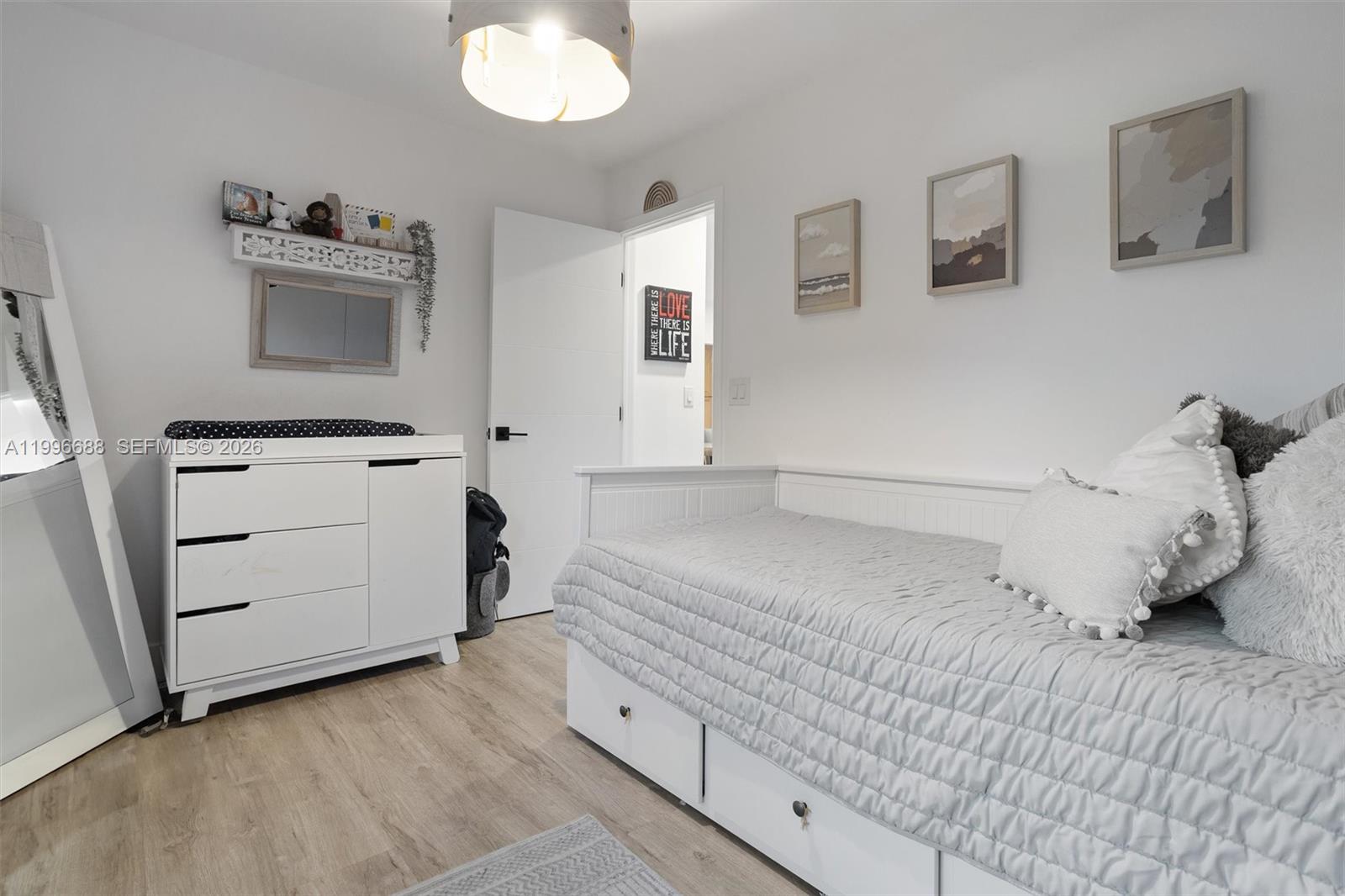 ORANGE TREE HOMES - Residential