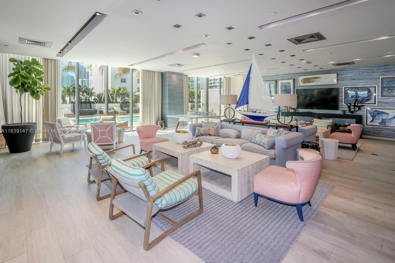 BISCAYNE BEACH CONDO - Residential
