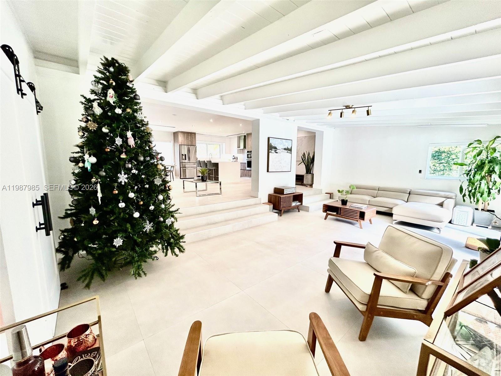 KENDAL RANCHES - Residential