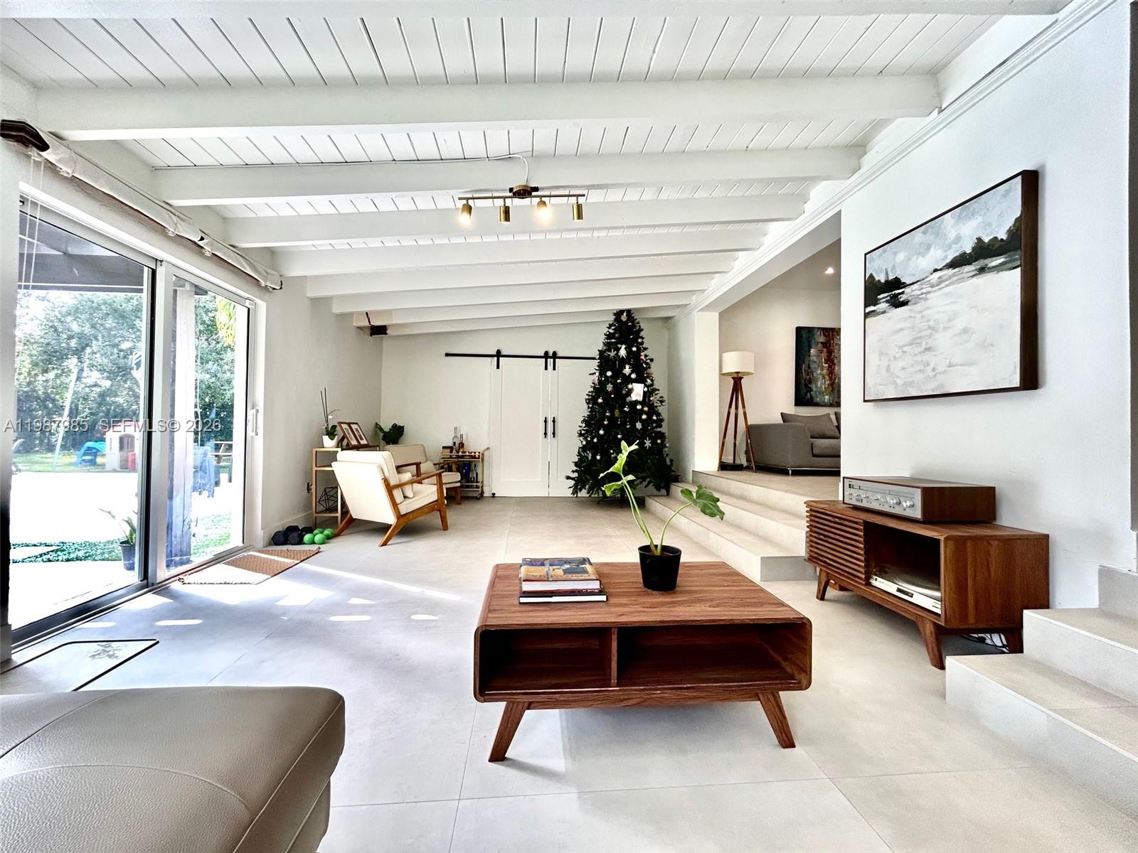 KENDAL RANCHES - Residential