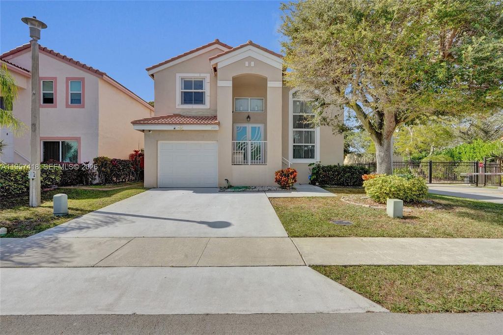 Photo of 2001 Barcelona Ter #2001, Margate, FL 33063 (MLS # A11957418)