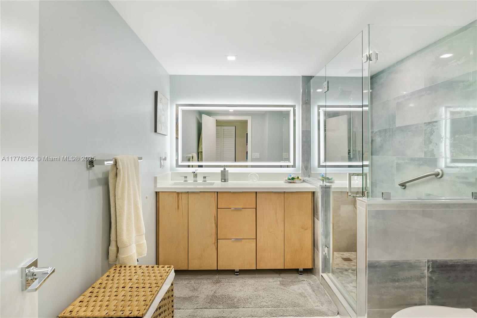 SKY HARBOUR EAST - Residential