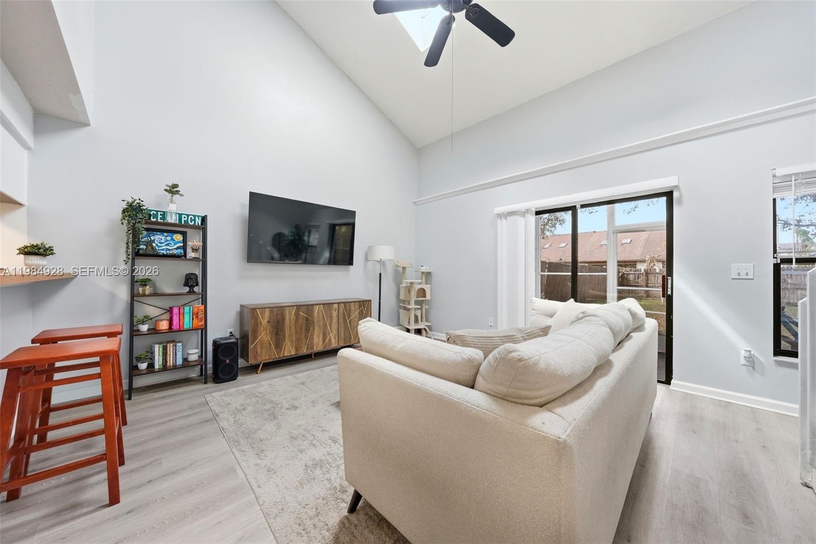 FOX HUNT LANES PH 3 - Residential