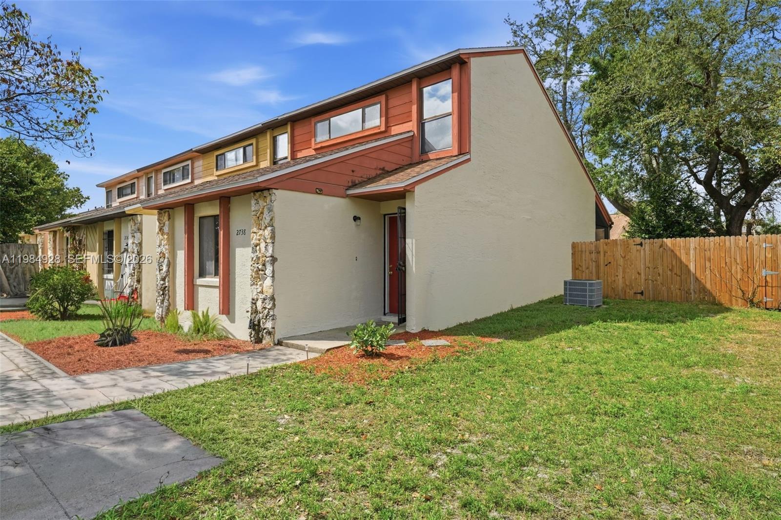 FOX HUNT LANES PH 3 - Residential