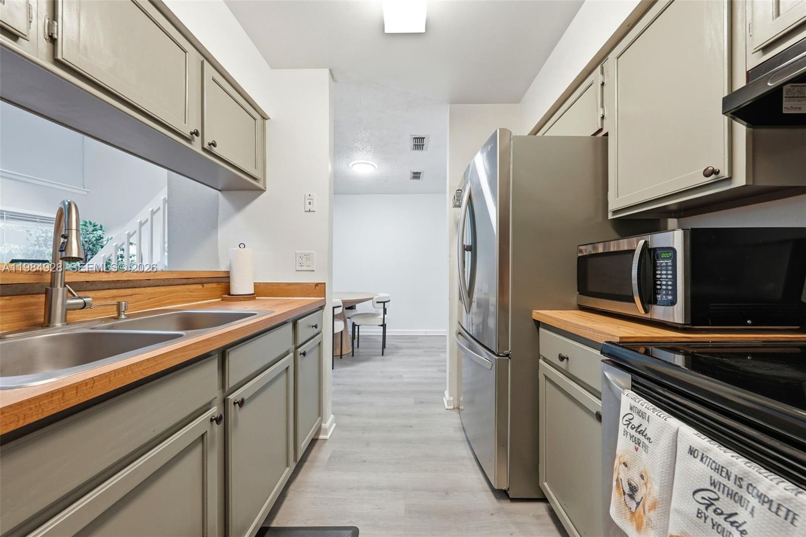 FOX HUNT LANES PH 3 - Residential