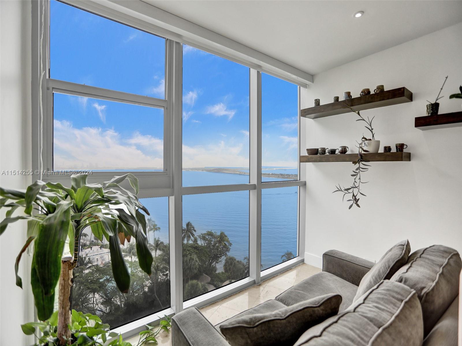 BRICKELL TOWNHOUSE CONDO - Residential Lease