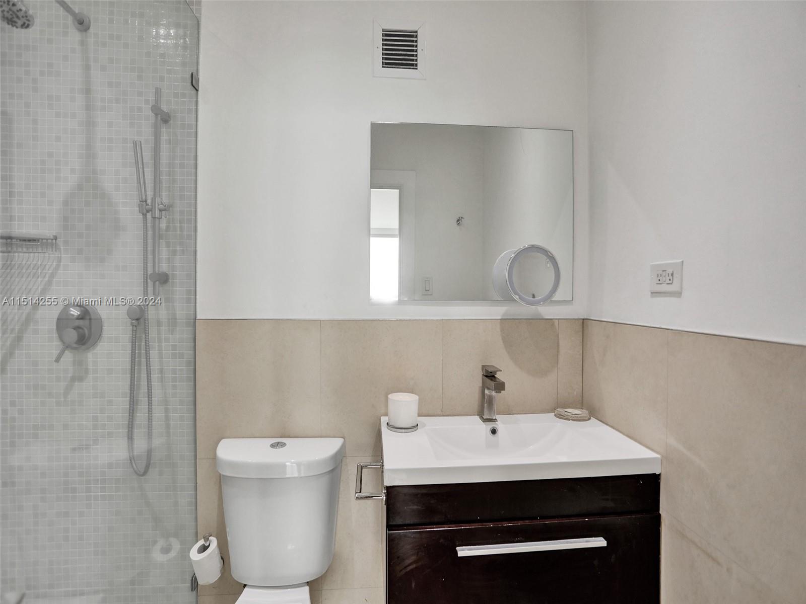 BRICKELL TOWNHOUSE CONDO - Residential Lease