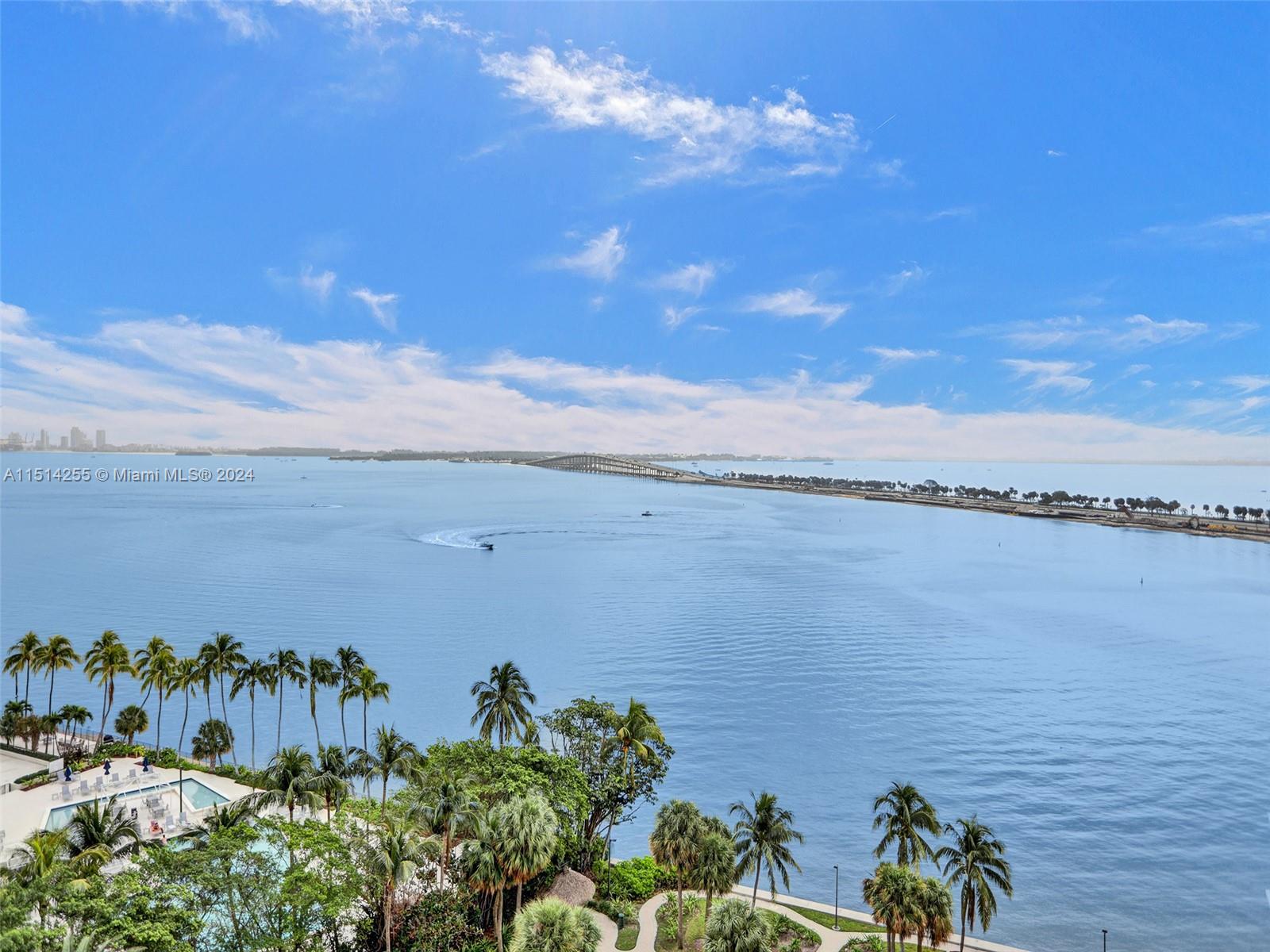 BRICKELL TOWNHOUSE CONDO - Residential Lease