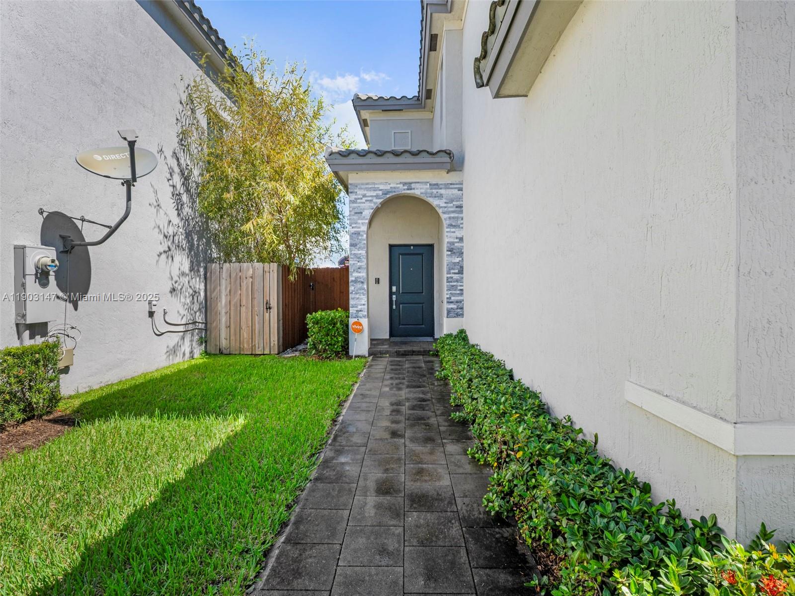 KEYS GATE RESIDENTIAL - Residential Lease