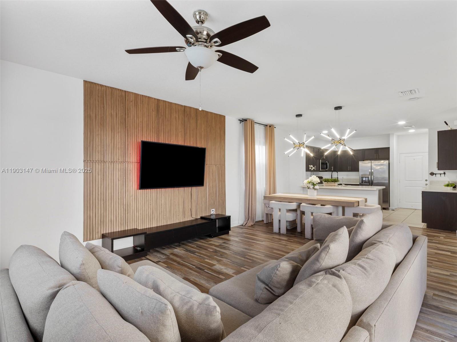 KEYS GATE RESIDENTIAL - Residential Lease