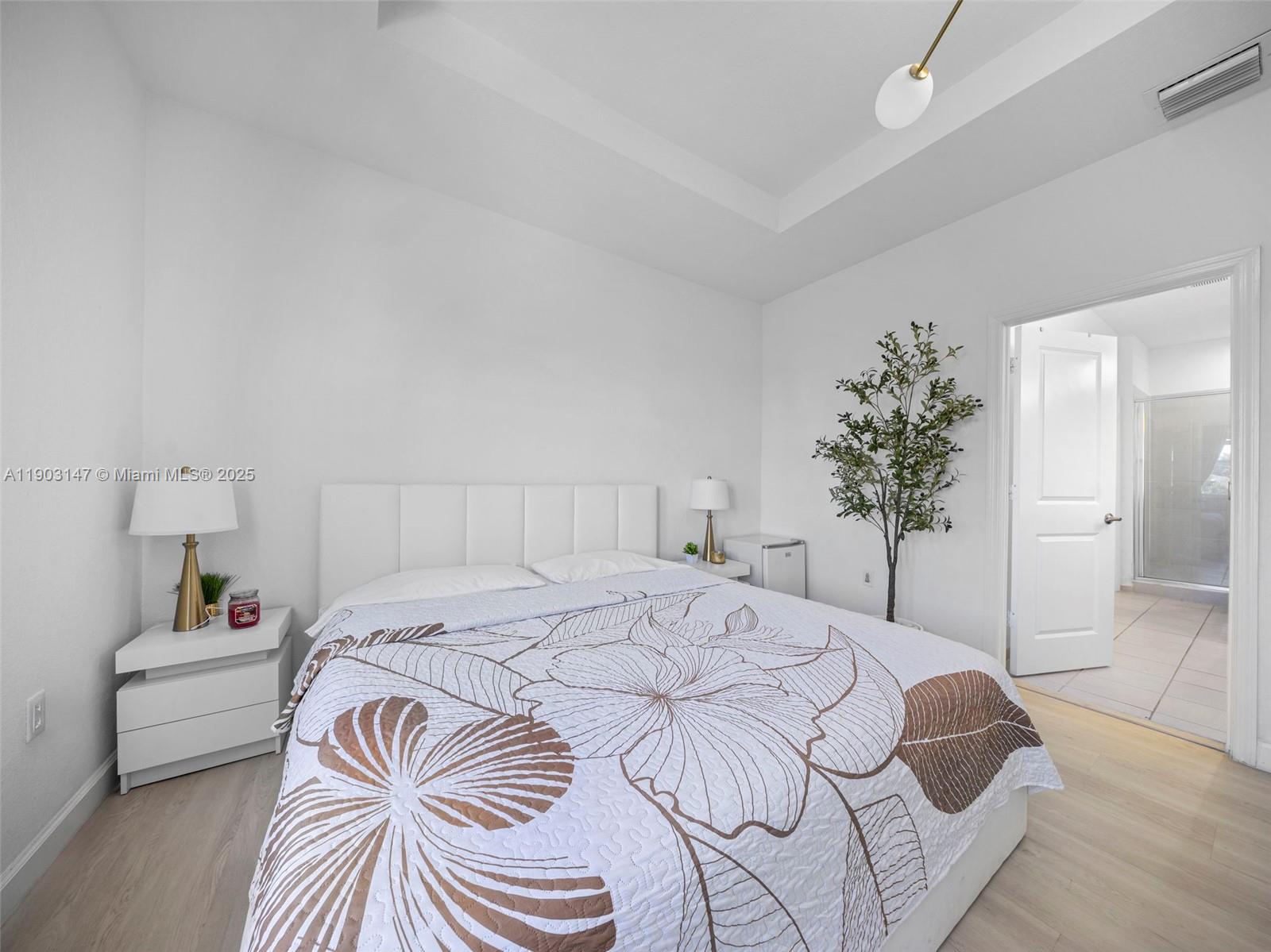 KEYS GATE RESIDENTIAL - Residential Lease