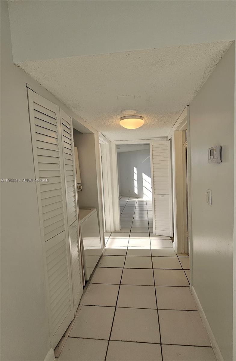 LAKE POINTE CONDOMINIUM N - Residential