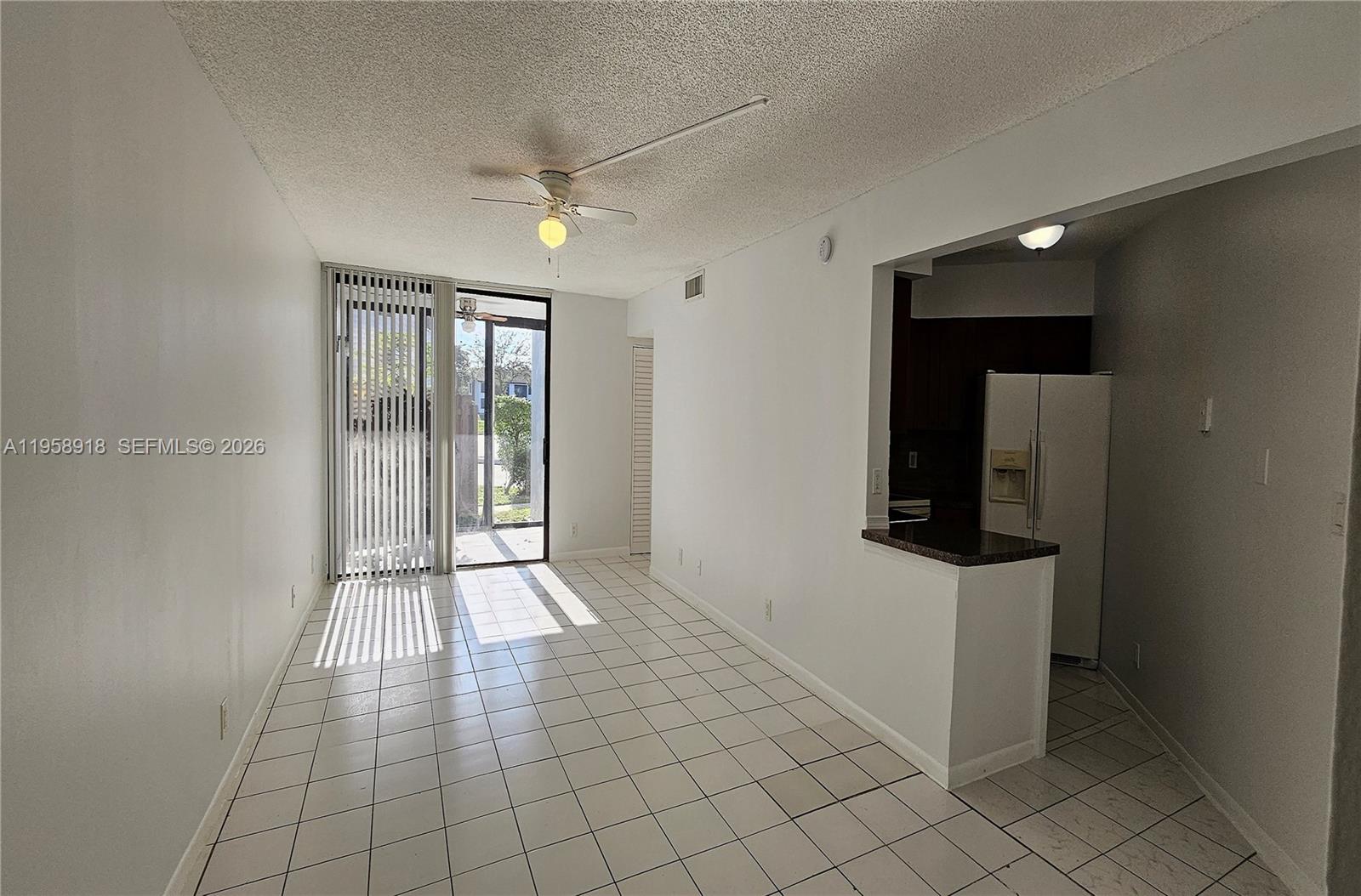 LAKE POINTE CONDOMINIUM N - Residential