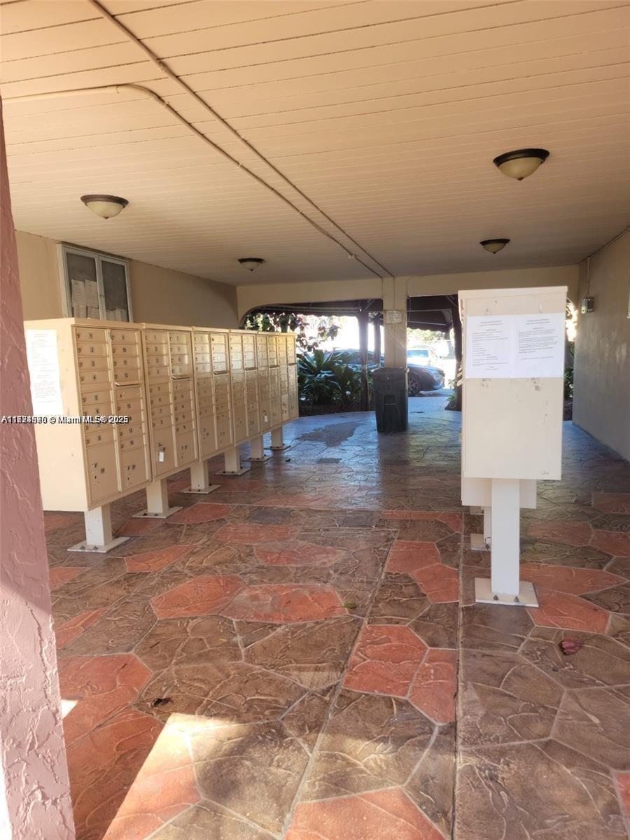 BROOKFIELD SQUARE CONDO - Residential