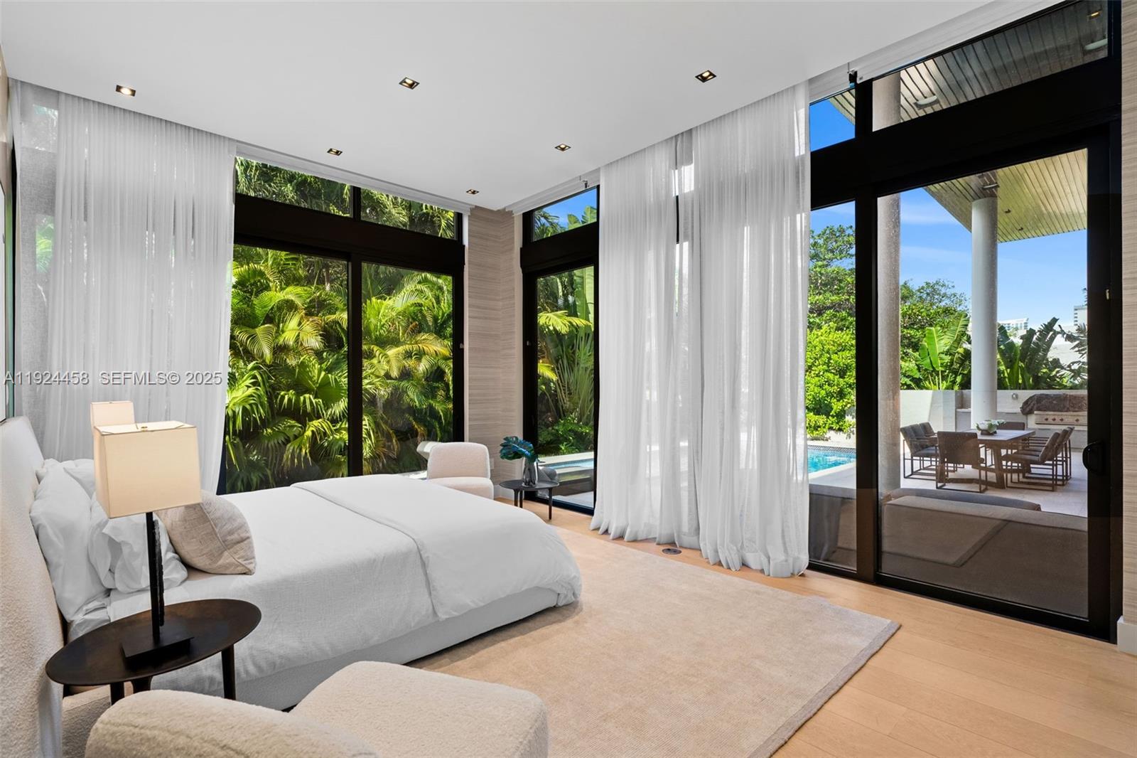 GOLDEN BEACH SEC A - Residential