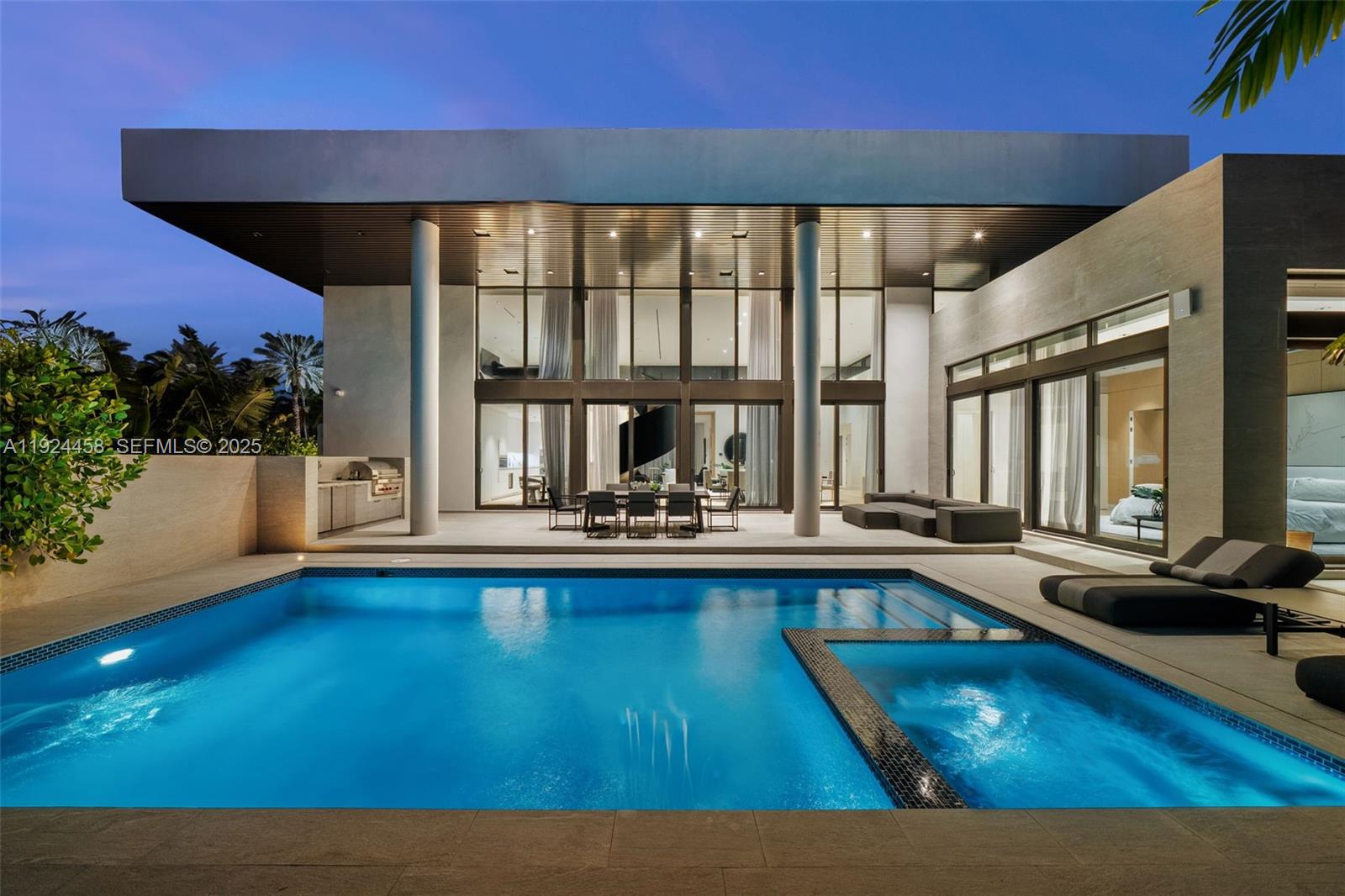 GOLDEN BEACH SEC A - Residential