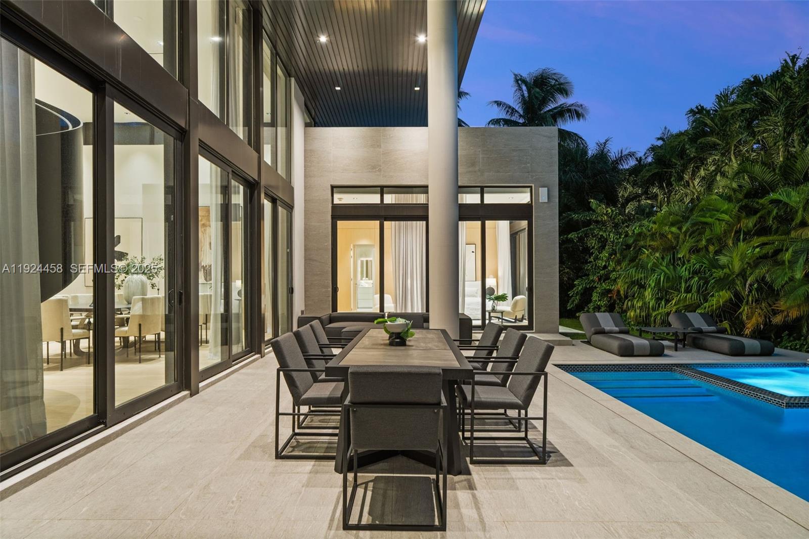 GOLDEN BEACH SEC A - Residential