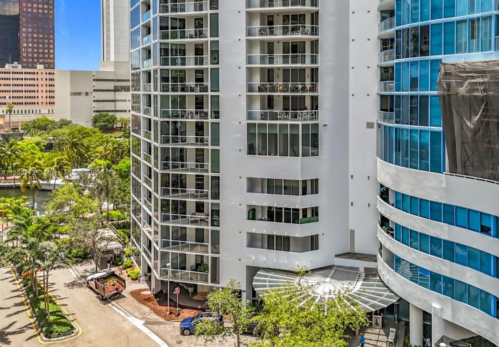 LAS OLAS RIVER HOUSE COND - Residential Lease