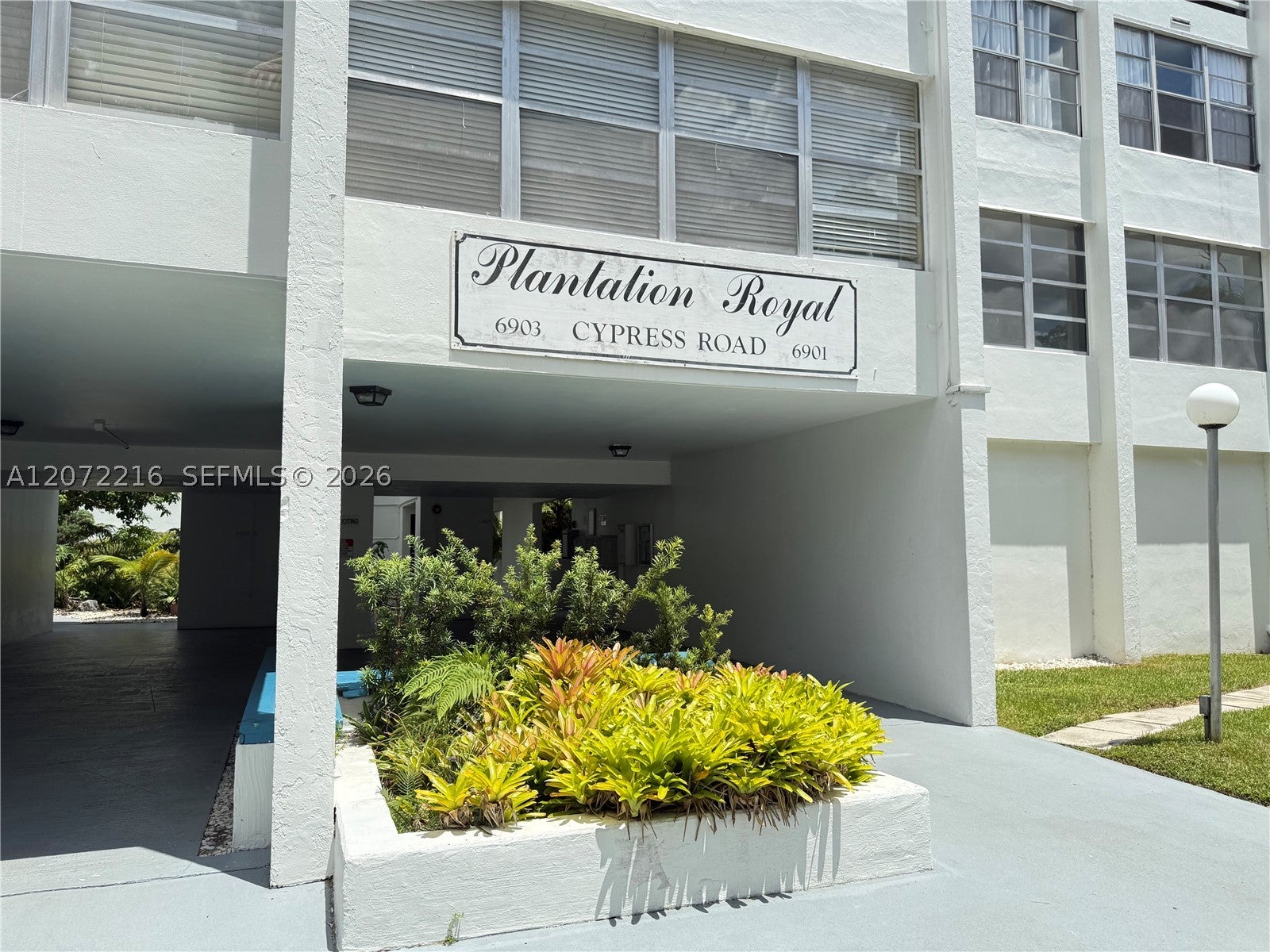 6903 Cypress Rd C26, Plantation FL 33317