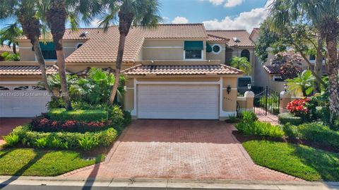 22571 Caravelle Cir Boca Raton FL 33433