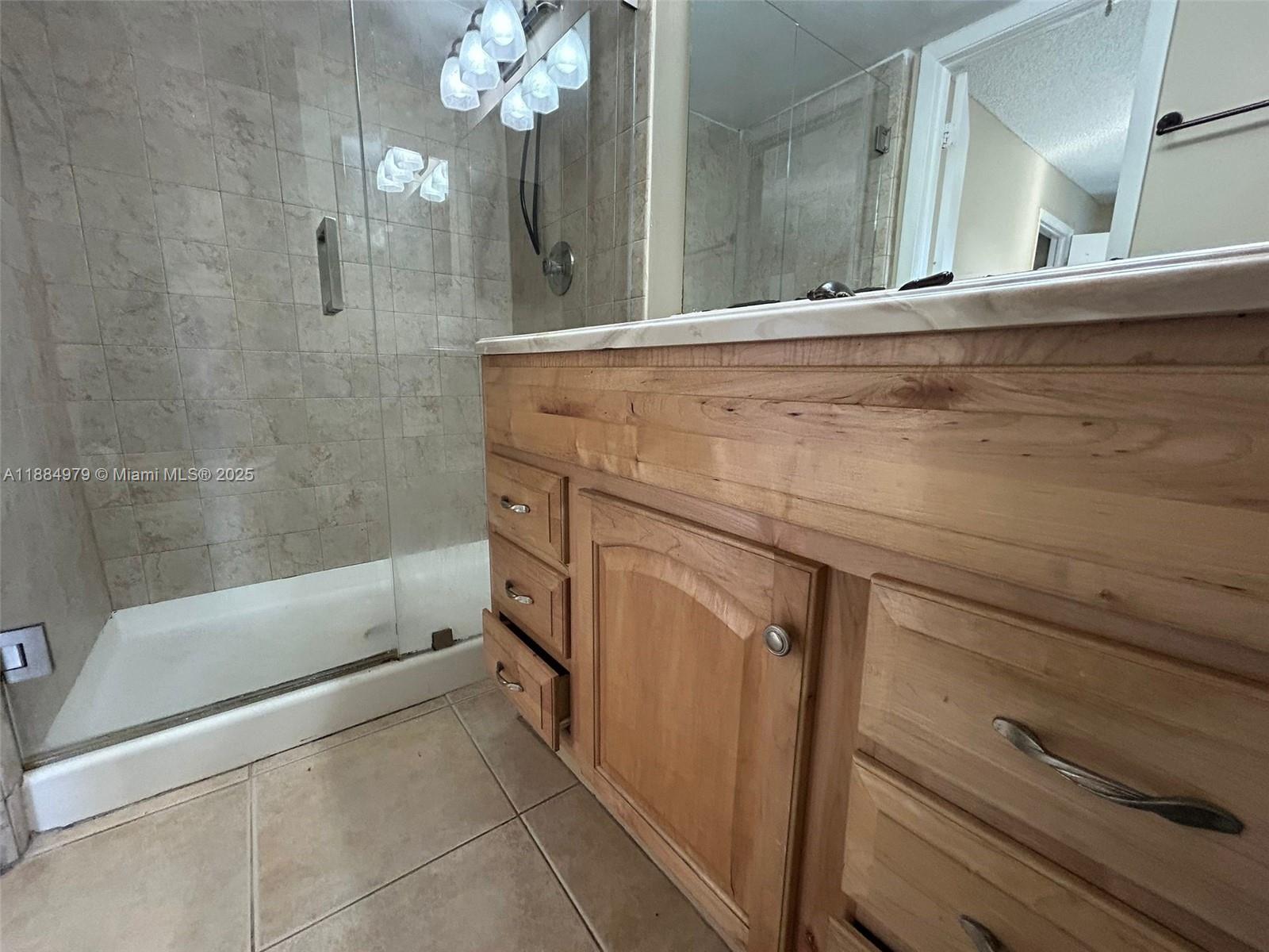 FAIRVIEW AT PEMBROKE POIN - Residential Lease