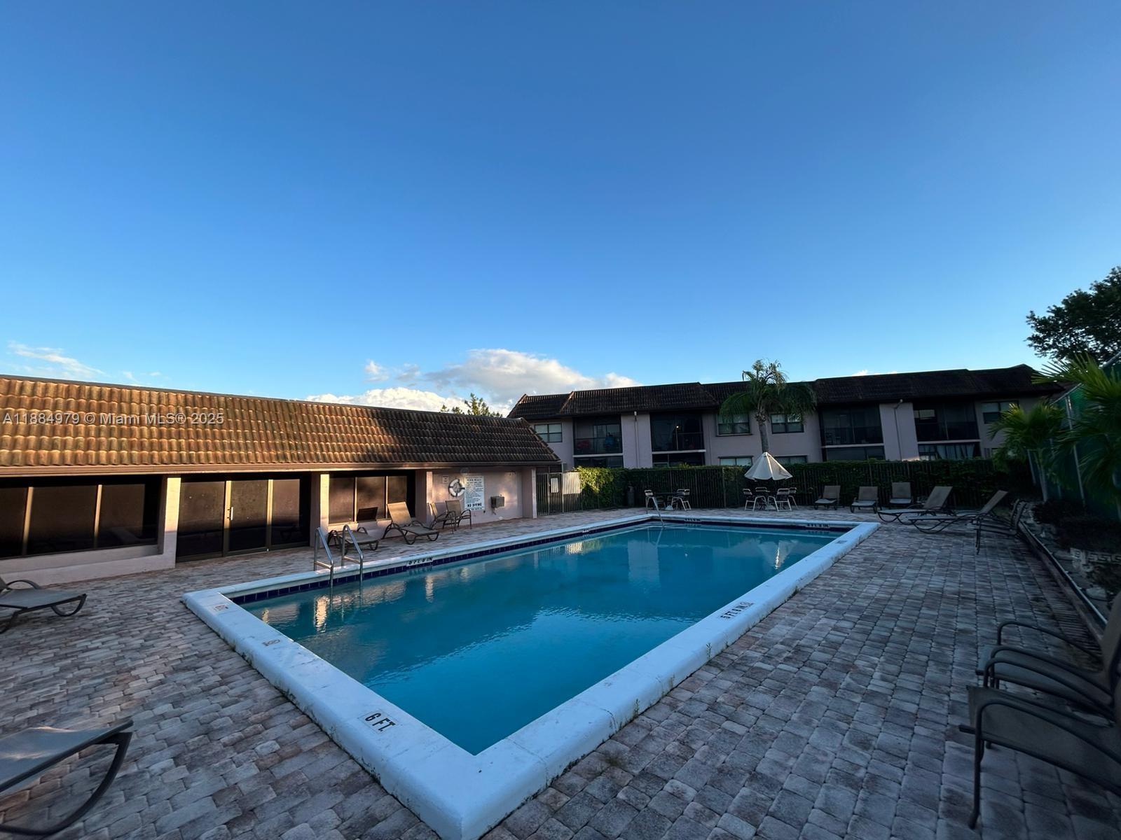 FAIRVIEW AT PEMBROKE POIN - Residential Lease